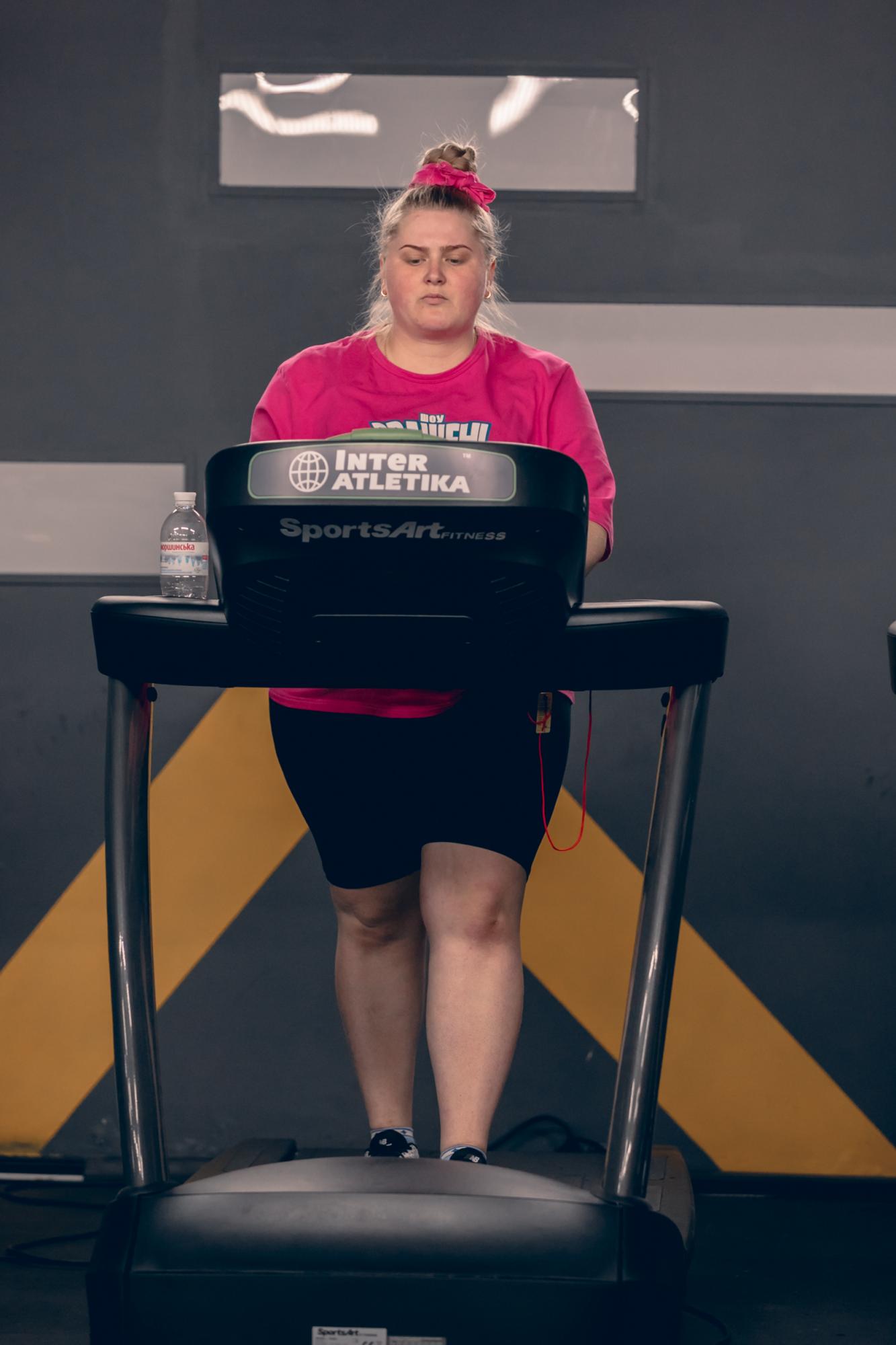 Зважені та щасливі 9 сезон: як виглядає зараз учасниця, яка вибула у десятому випуску