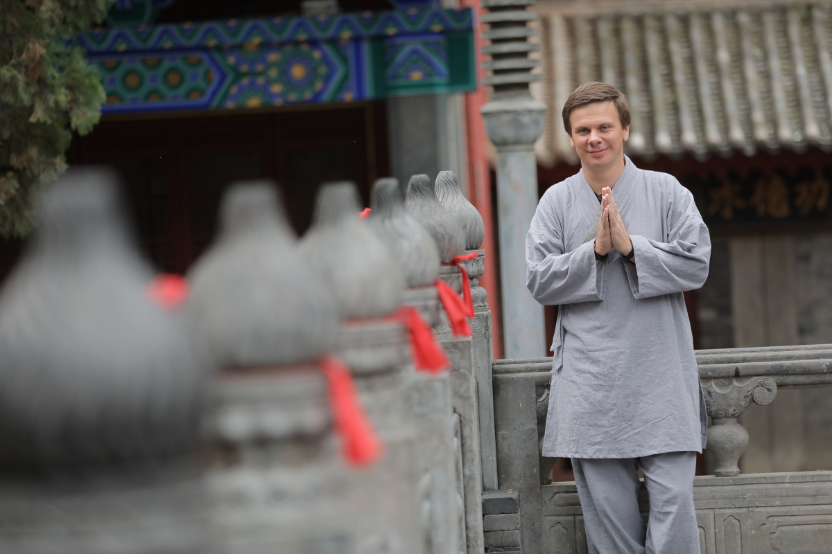 Дмитрий Комаров рассекретил страну нового сезона "Мира наизнанку"