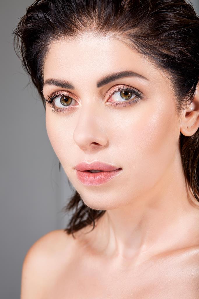 Разреши себе быть красивой: бьюти-эксперт дала украинкам действенные советы по уходу за собой