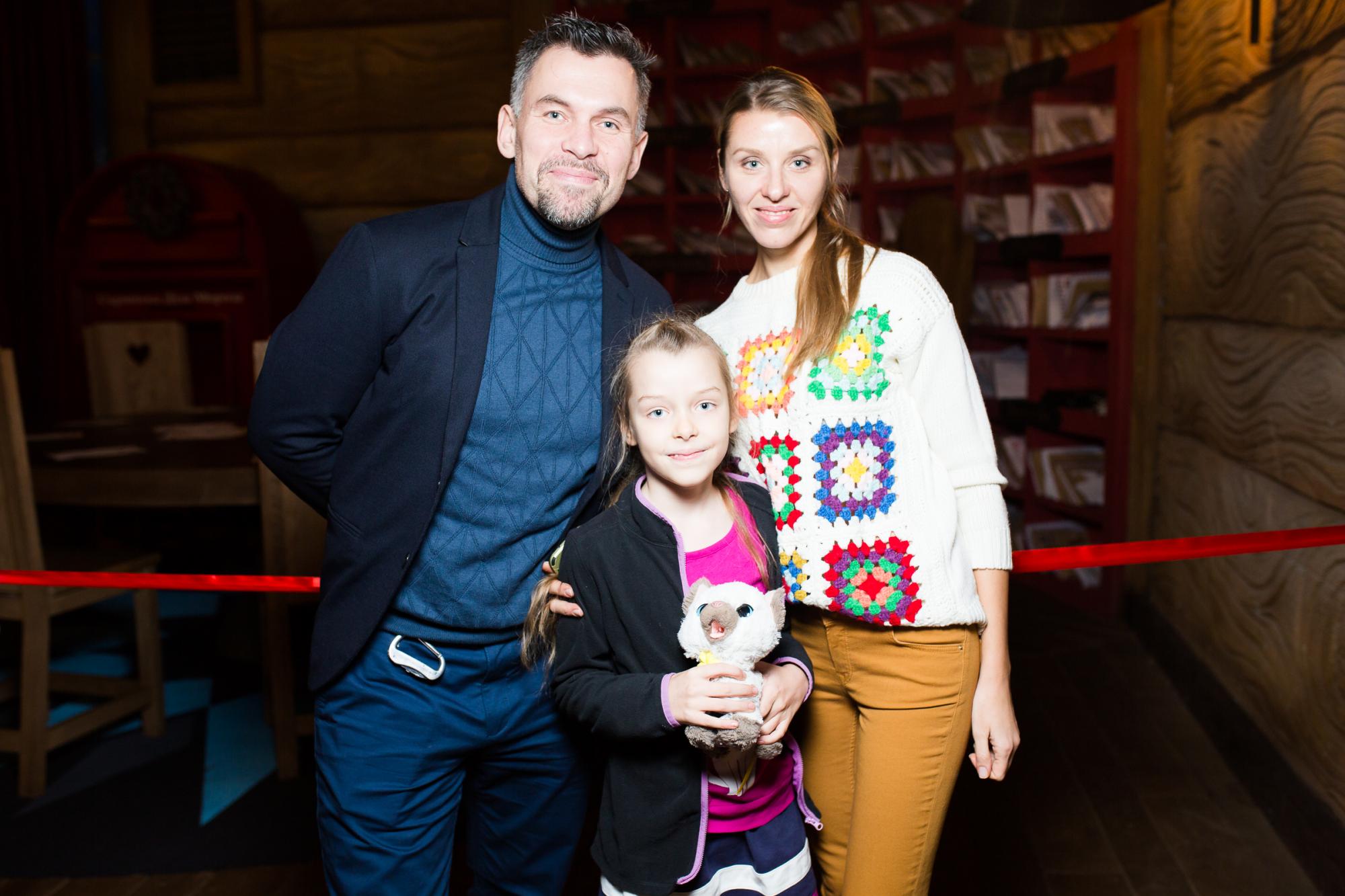 Соломко, Хлывнюк, Зибров и другие посетили премьеру зимнего шоу Winterra