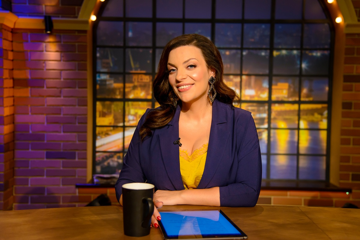 Улица, такси, театр: украинские звезды не стесняются грудного кормления в публичных местах