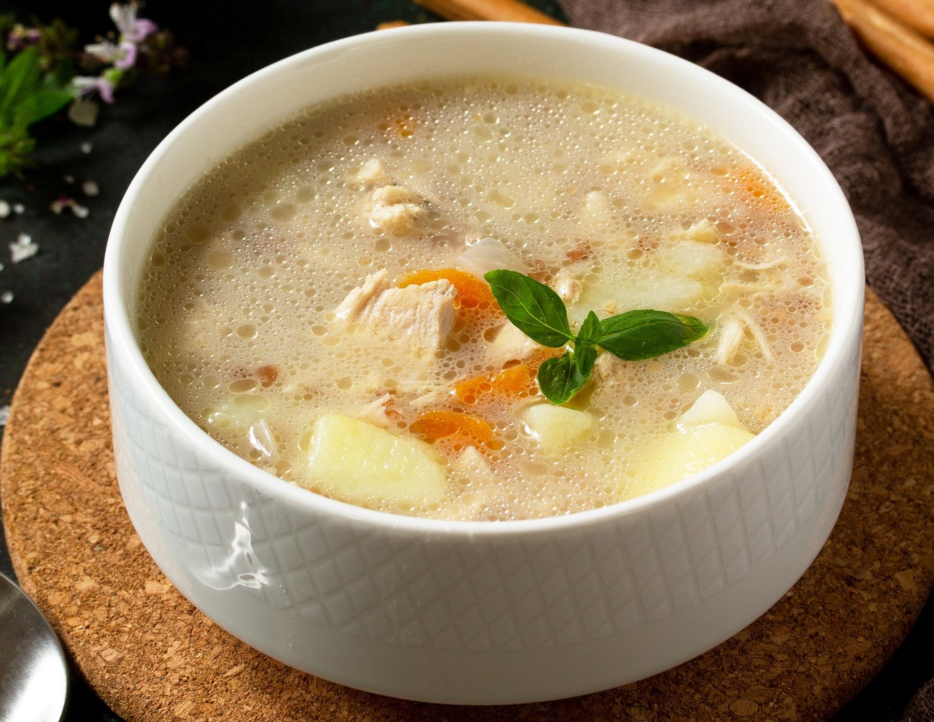 З лимоном і сиром: топ-3 небанальних супів від соліста групи "Тік" Віктора Бронюка