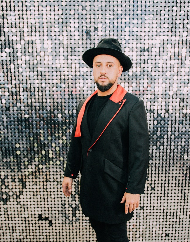 Каменских-зебра и Кароль-Джессика Рэббит: звезды удивляли смелыми образами на "Ночі суперхітів" (фото)