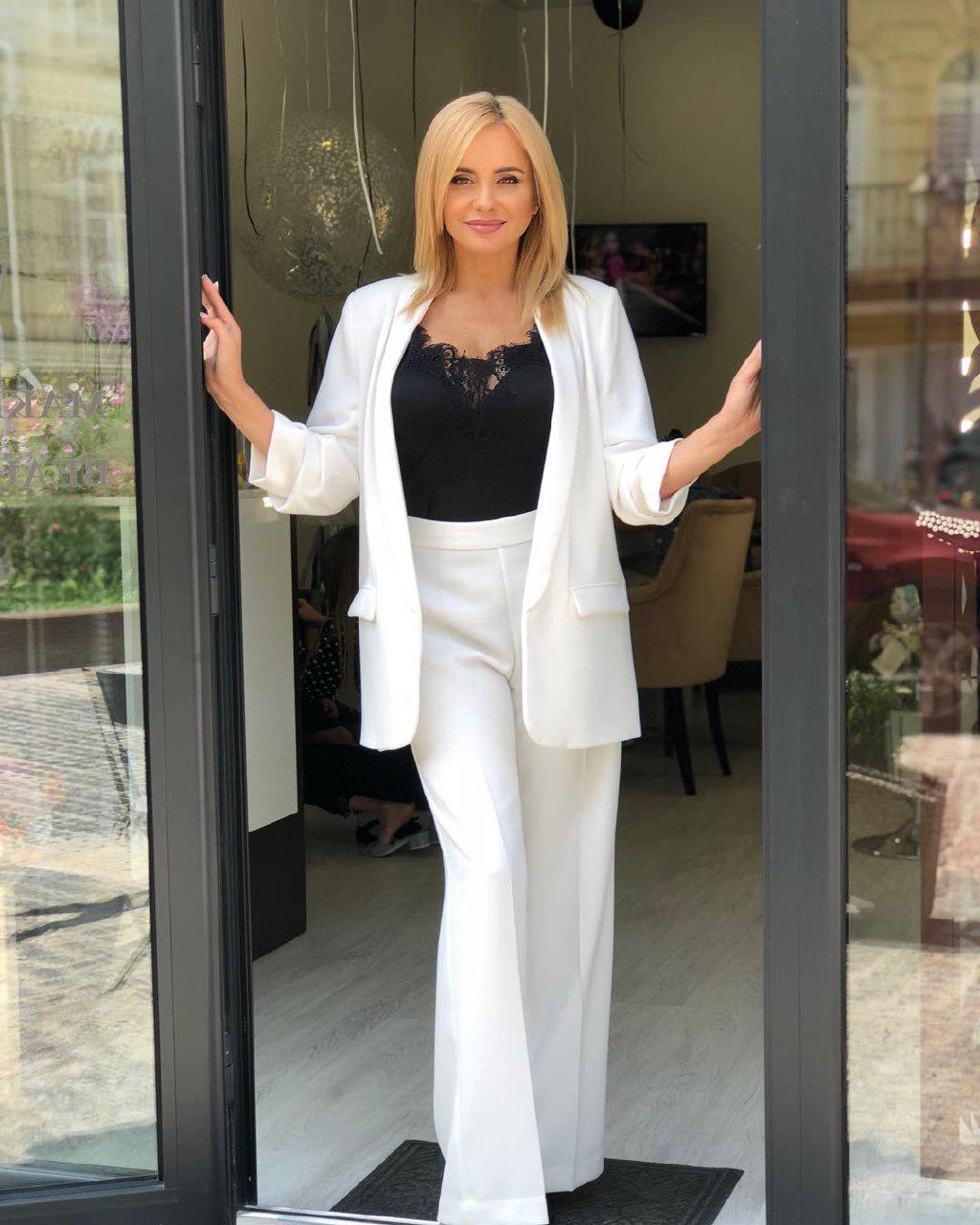 "Невероятная женщина": Лилия Ребрик покорила поклонников стильным нарядом