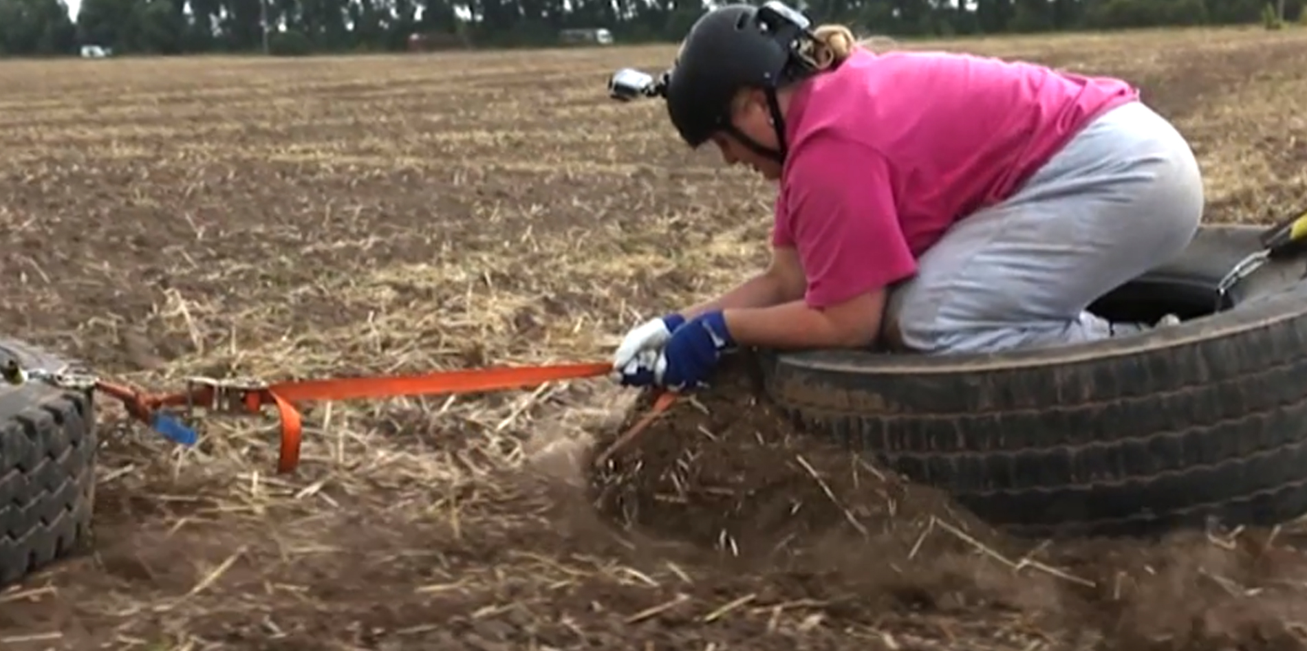Зважені та щасливі 9 сезон 15 выпуск: Анита Луценко станет водителем трактора