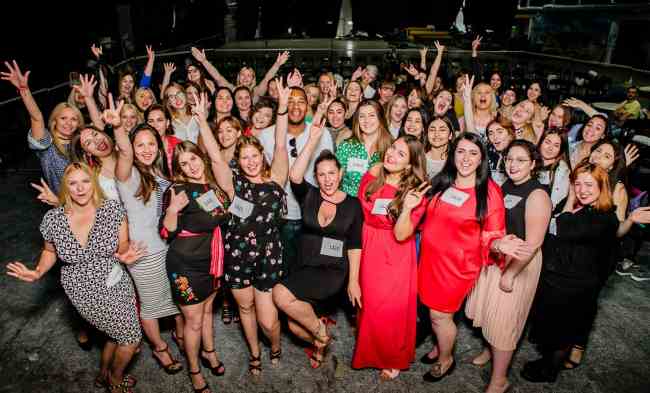 Модель XL: 2 сезон 2 випуск дивитися онлайн