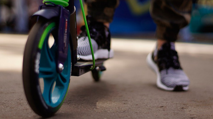 Прогресс не остановишь: из-за электросамокатов в Украине хотят изменить ПДД