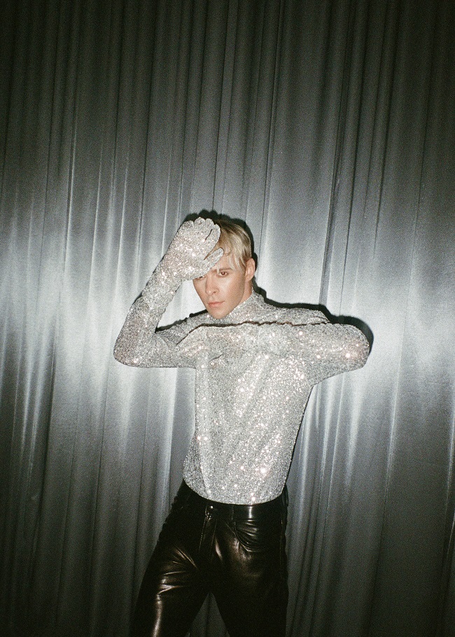 Макс барських