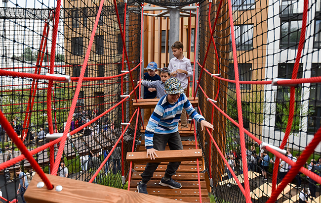 ДЕНЬ У ДЕНЬ: ВІДКРИТТЯ ФАЙНА ТАУН ВІД KAN DEVELOPMENT