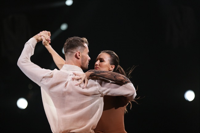 Моя сповідь: Різатдінова присвятила виступ на Танцях із зірками особливій темі