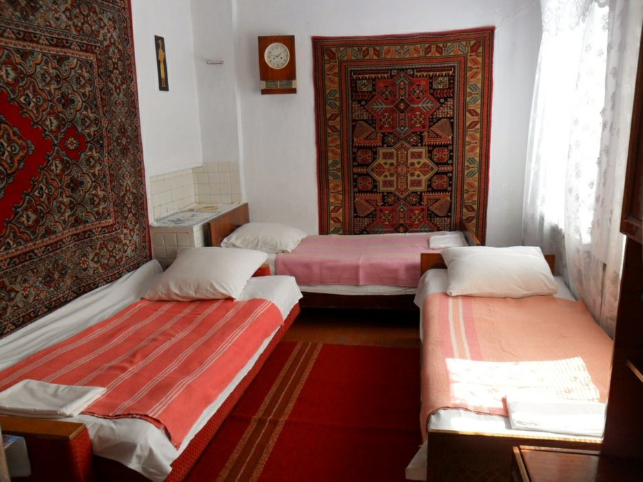 Як виглядає бюджетне житло на українських морських курортах: вся принадність відпочинку за 100-150 гривень