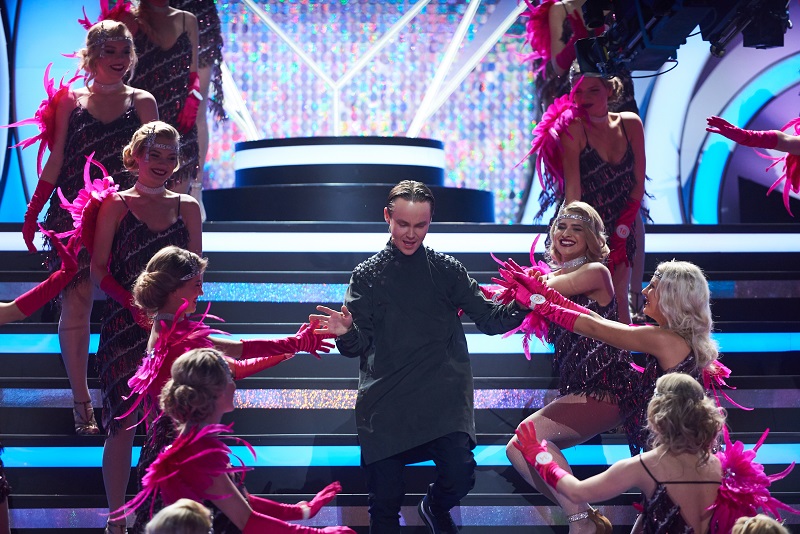 Сделал бы даже сейчас: Артем Пивоваров ради любимой залез на столб