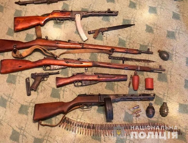 Крищенко: операція "Зброя та вибухівка" триває, вилучено десятки одиниць вогнепалу