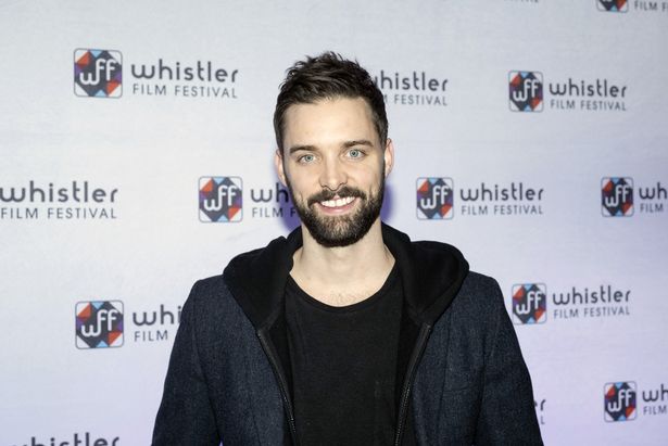 Раптово помер актор з "Гри престолів": тримав усіх разом (фото)