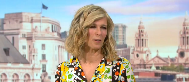 На британском ТВ карту Украины на форме сборной сравнили с грязным пятном: вспыхнул скандал