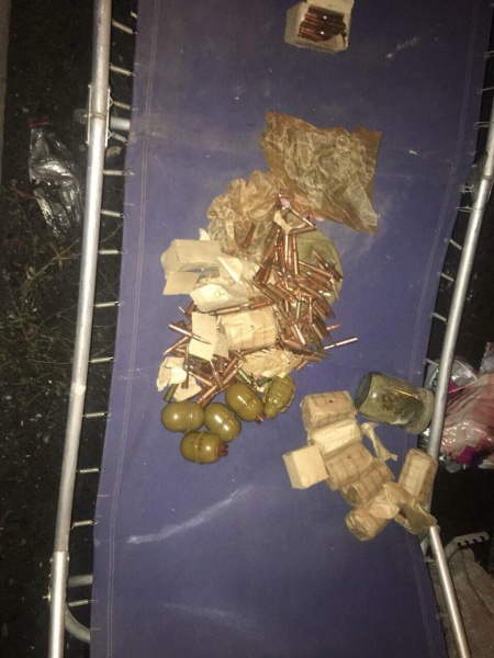 У Києві виявили арсенал боєприпасів