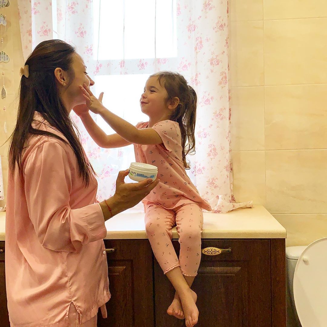 Уход за телом во время беременности: советы Илоны Гвоздевой