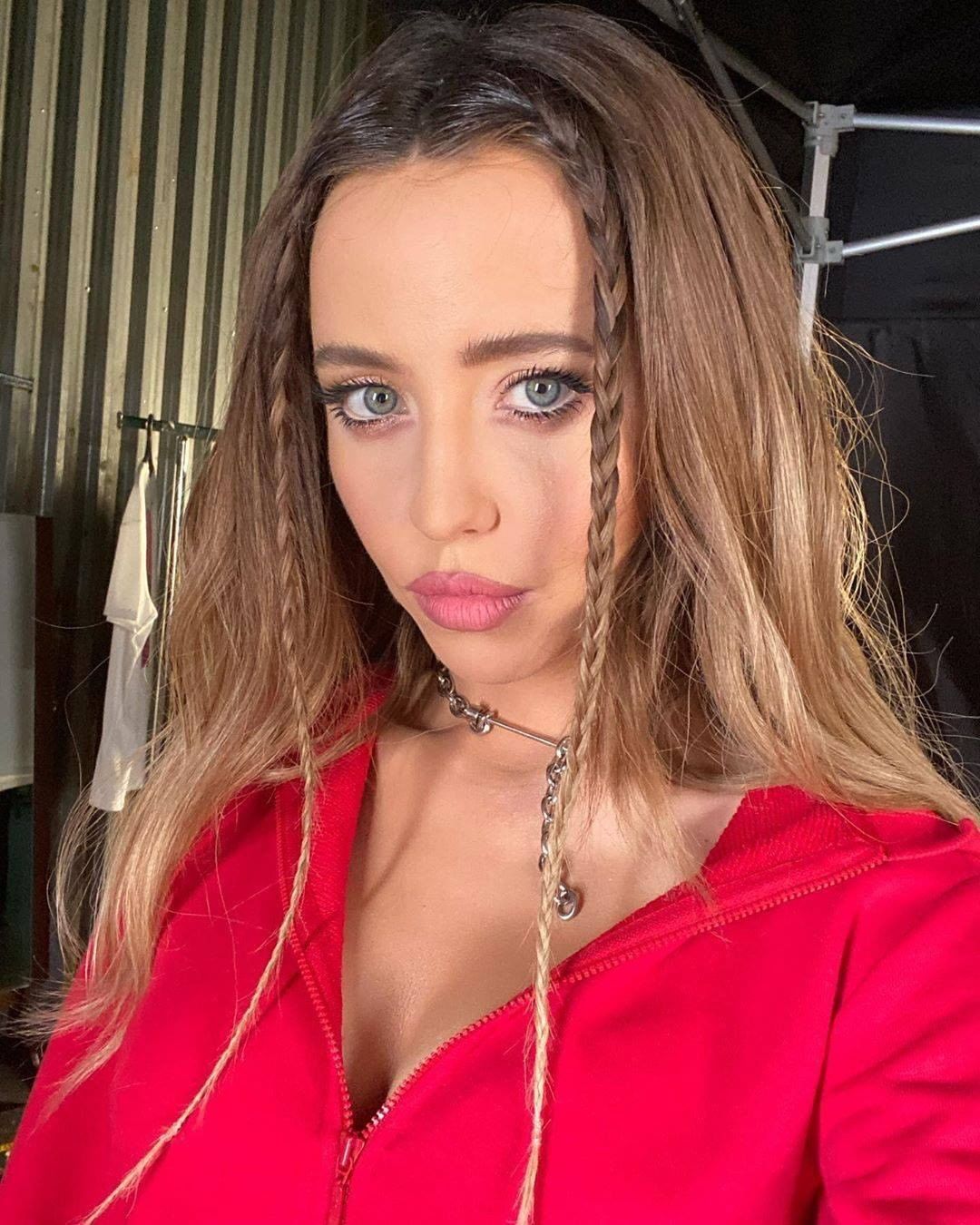 Не делай так: 7 ошибок в макияже, которые заметно старят