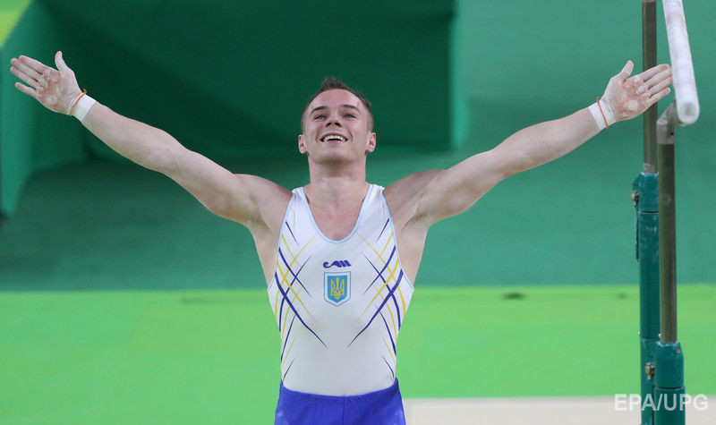 український гімнаст Олег Верняєв