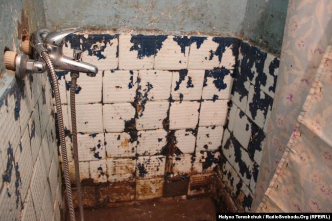 Я не буду бегать за каждым: в Дрогобыче разгорается скандал с жильцами разрушенного дома