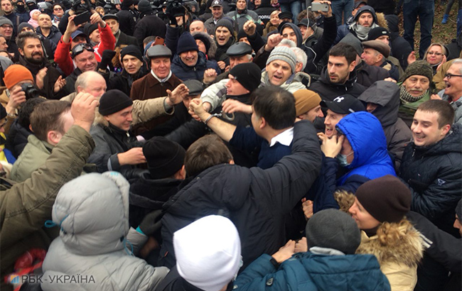 Саакашвили призвал начать процесс "избавления Украины от Порошенко"