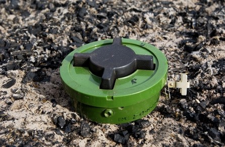 СБУ на Донбасі виявила заборонені міжнародними конвенціями міни, - Мотузяник