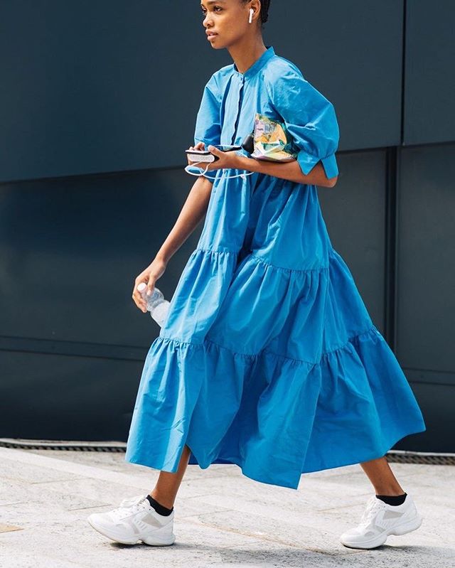 С чем носить массивные сандали и самое модное платье лета-2020: советы стилиста