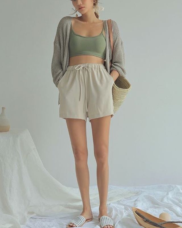 Стильный образ для пляжа: стилист предложила трендовые варианты