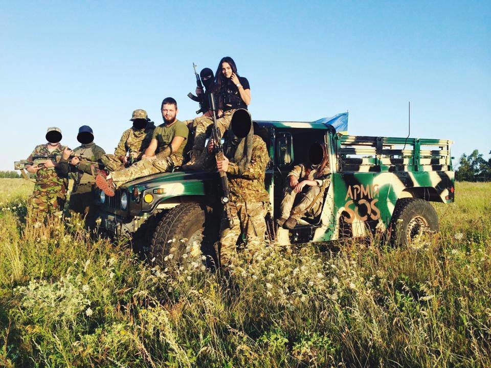 Участница конкурсов красоты защищает Украину: фото самой красивой девушки на фронте