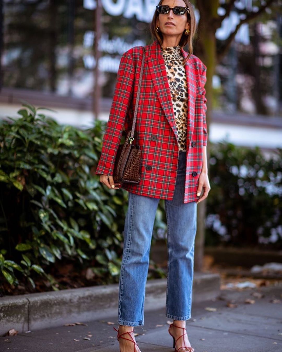 Как носить анималистический принт и не выглядеть вульгарно: советы стилиста