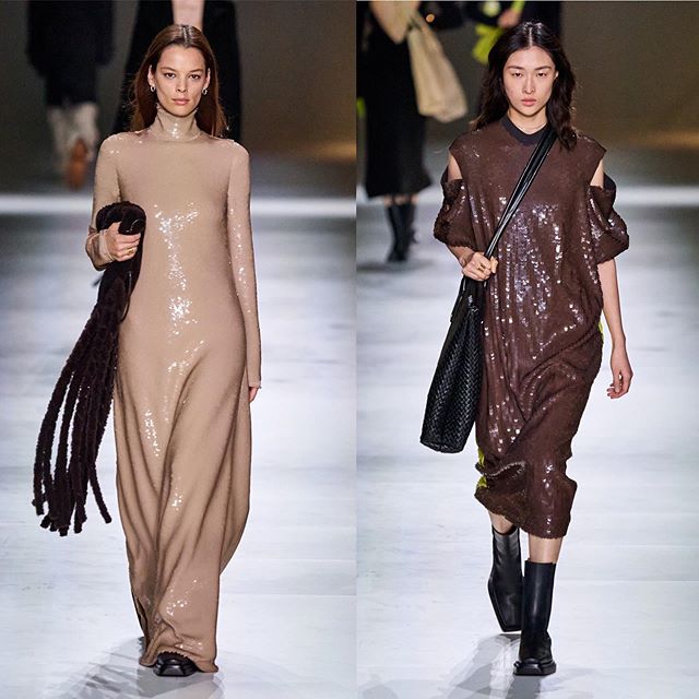 Трендовые платья осени-2020: стилист составила чек-лист с советами