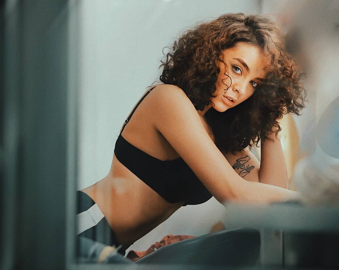 Звезда Киев днем и ночью дала советы, как завоевать парня