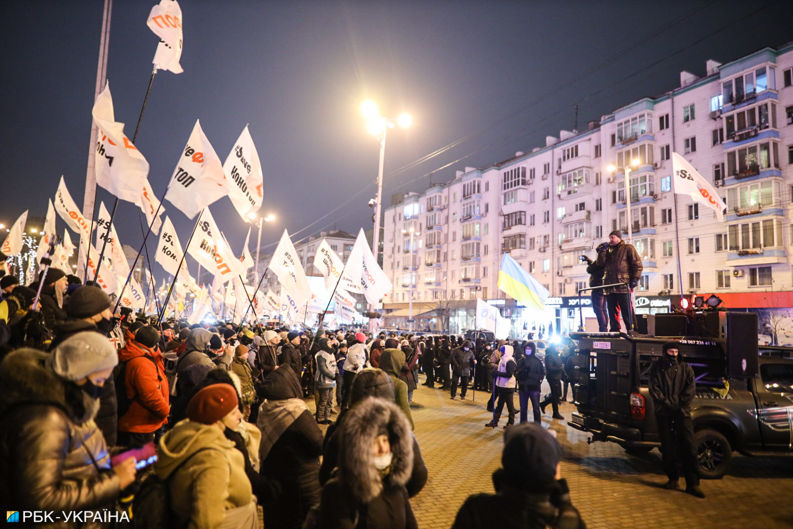 "Квартал 95" снимает новогоднее шоу в окружении Нацгвардии: при чем тут ФОПы