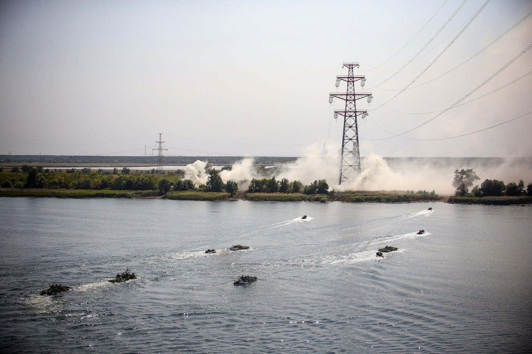 Украинские и британские десантники отработали штурм населенных пунктов: фото и видео учений