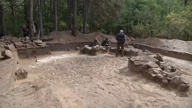 Украинские археологи обнаружили сенсационную находку на Хортице (фото)