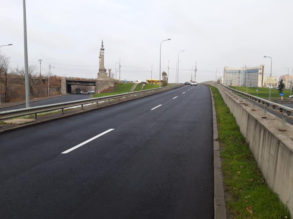 В Киеве открыли развязку, которую ремонтировали почти 12 лет