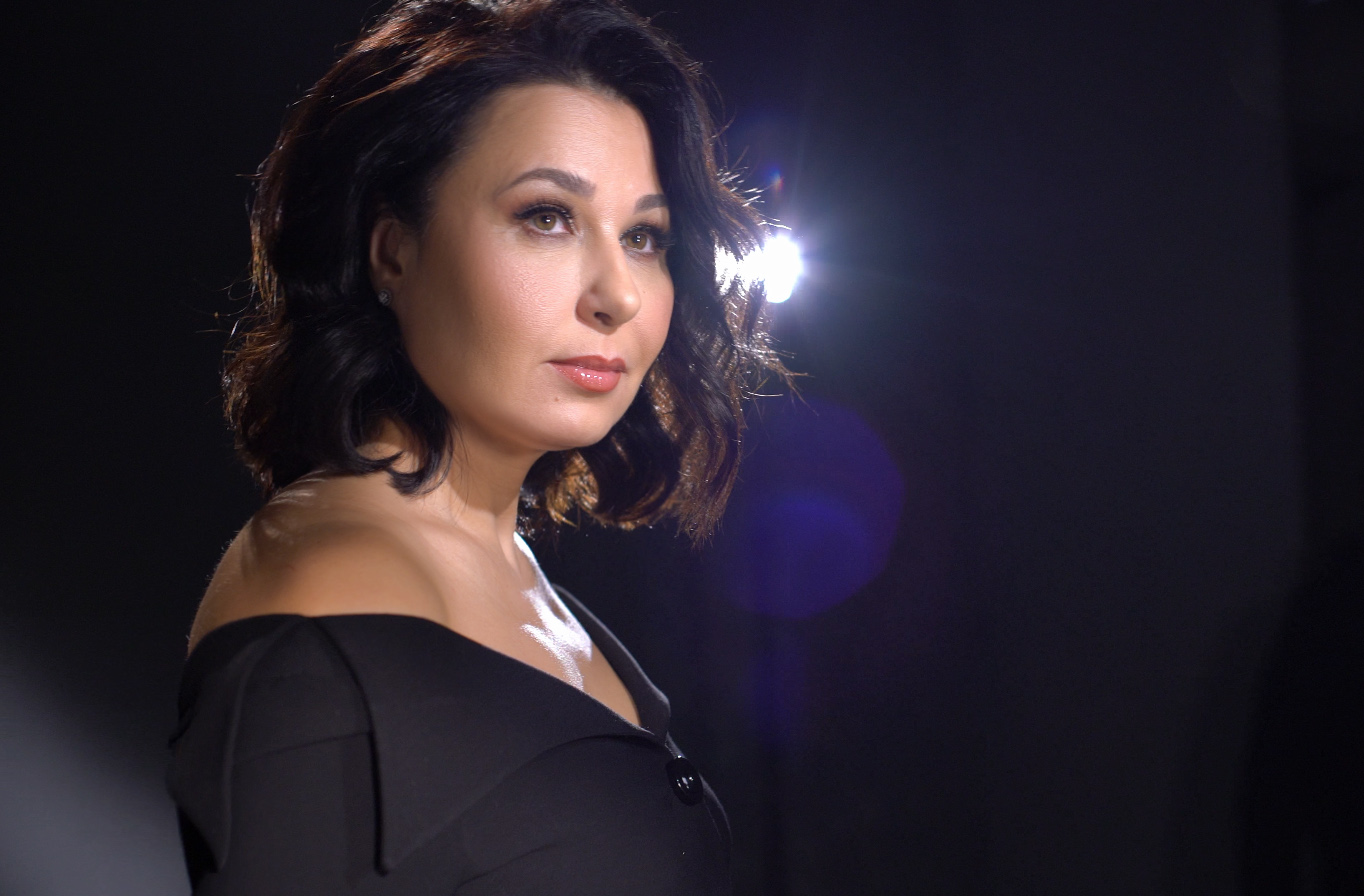 Алла Мазур и Наталья Мосейчук снялись в неожиданных образах: такими вы их еще точно не видели