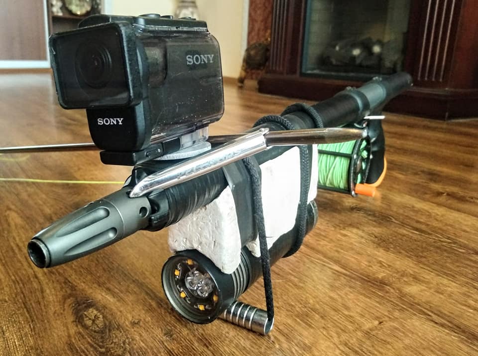 В Днепре рыбак поймал гигантского сома: впечатляющее фото