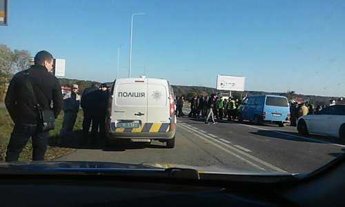 жители Львовской области перекрыли трассу Киев-Чоп 1