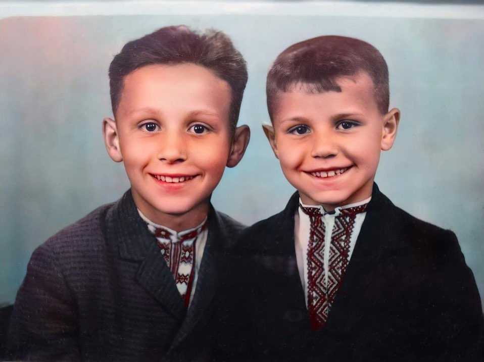 Без вусів не впізнати: Павло Зібров здивував шанувальників своїми фото