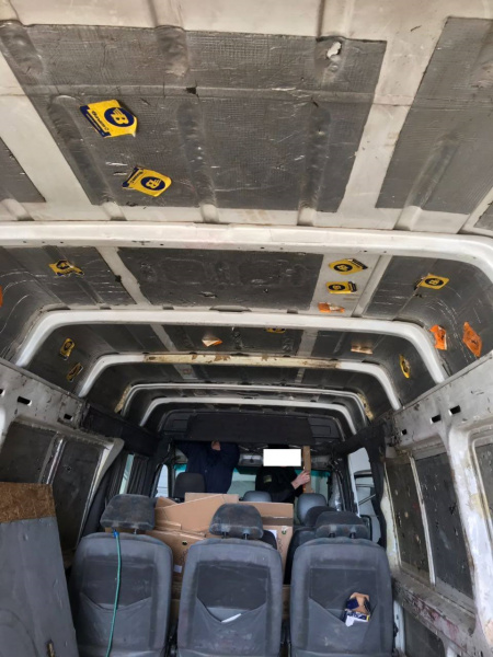 На границе с Польшей задержали более 100 килограммов янтаря