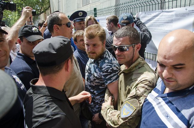 На участников "антитрухановского майдана" в Одессе могут подать в суд за клевету