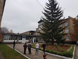 в Василькове рухнула школа