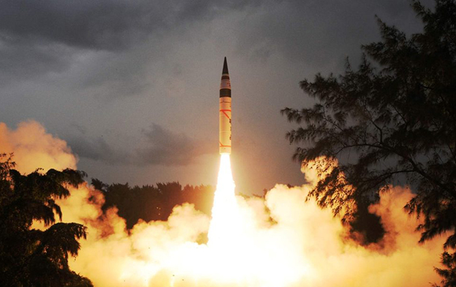 В Индии успешно прошло испытание ракеты, способной нести ядерный боезаряд