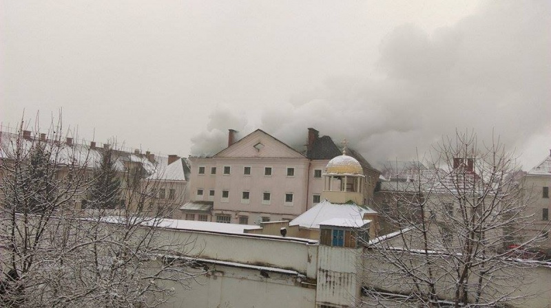 В Ужгороде произошел пожар в одном из корпусов СИЗО