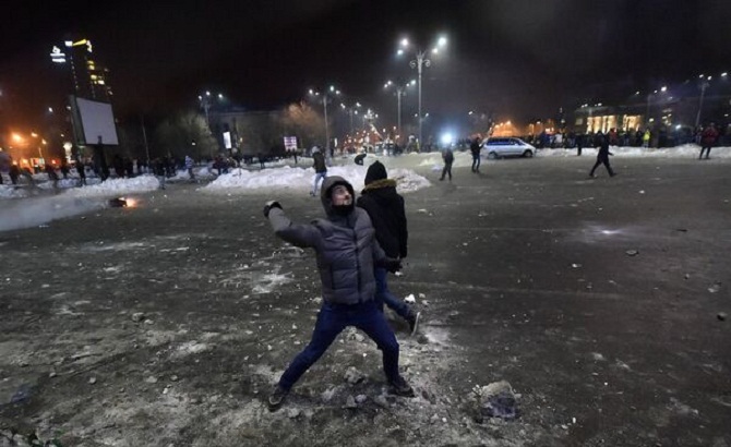 Во время протестов в Румынии произошли столкновения с полицией