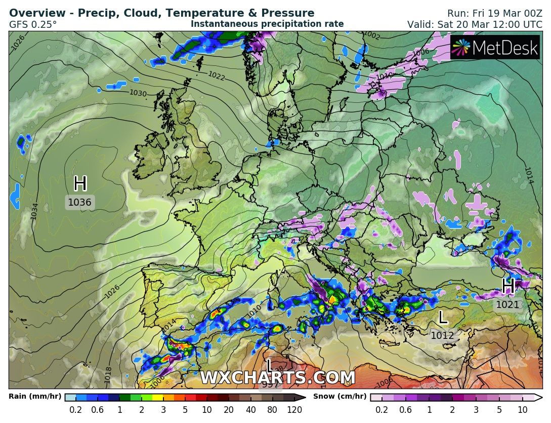 Мокрый снег и холод сменится потеплением: когда в Украину вернется солнце