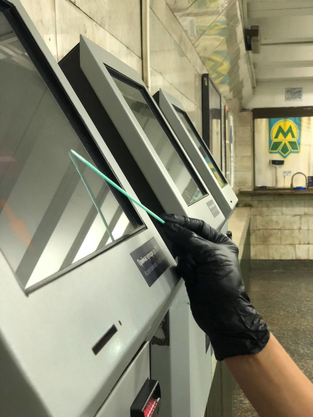 У метро Києва виявили унікальні мікроби і бактерії: стикаємося щодня