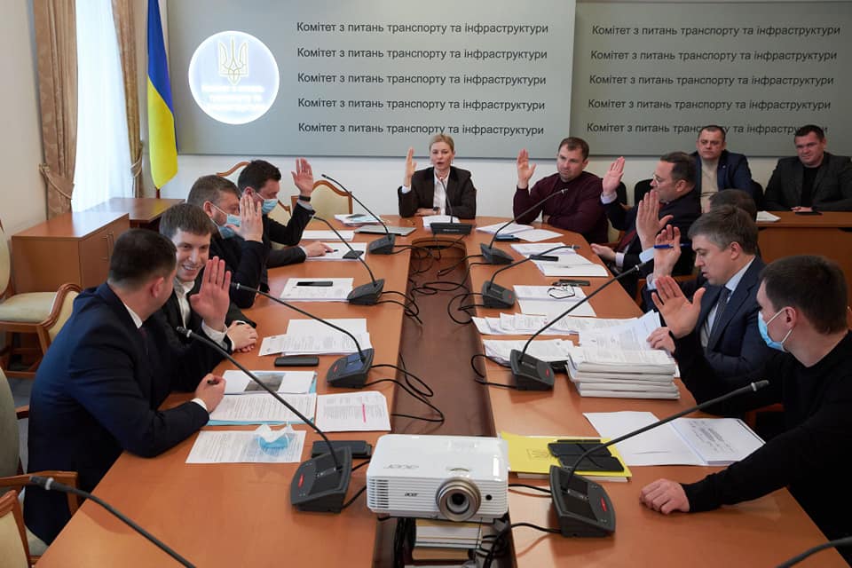 "Укрзализниця" через две недели остановит все перевозки: возможен крупный страйк