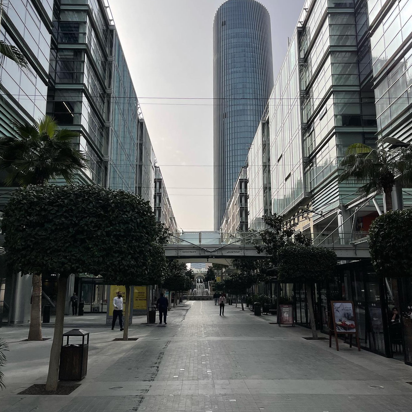 Современная‌ ‌Иордания:‌ ‌жизнь‌ ‌в‌ ‌пустыне,‌ ‌квартиры‌ ‌без‌ мебели‌ ‌и‌ ‌дорогие‌ ‌жены‌